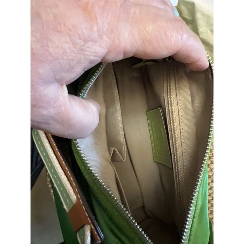 NEW COACH satin BARREL shoulder bag purse Y2k 10666 Emerald Green NWT Soho - Picture 6 of 14